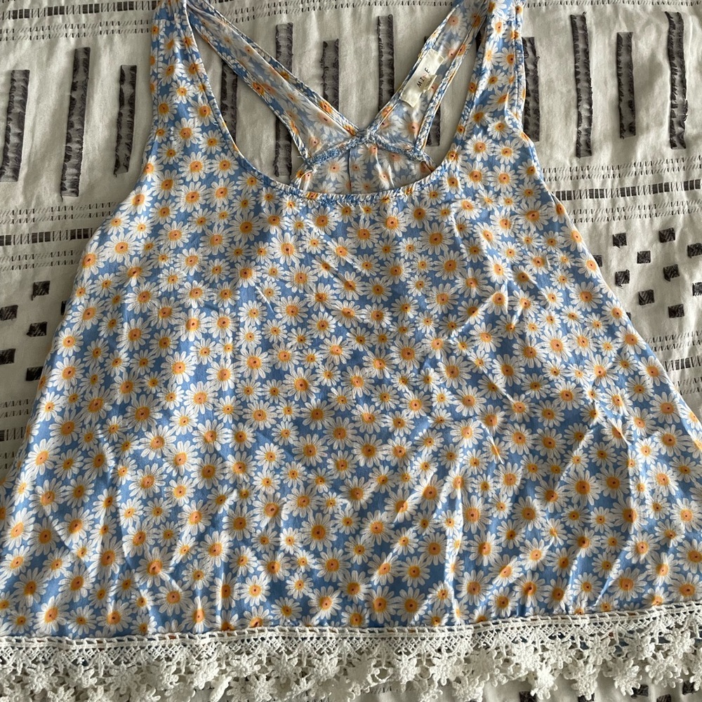 Size small Sunflower top